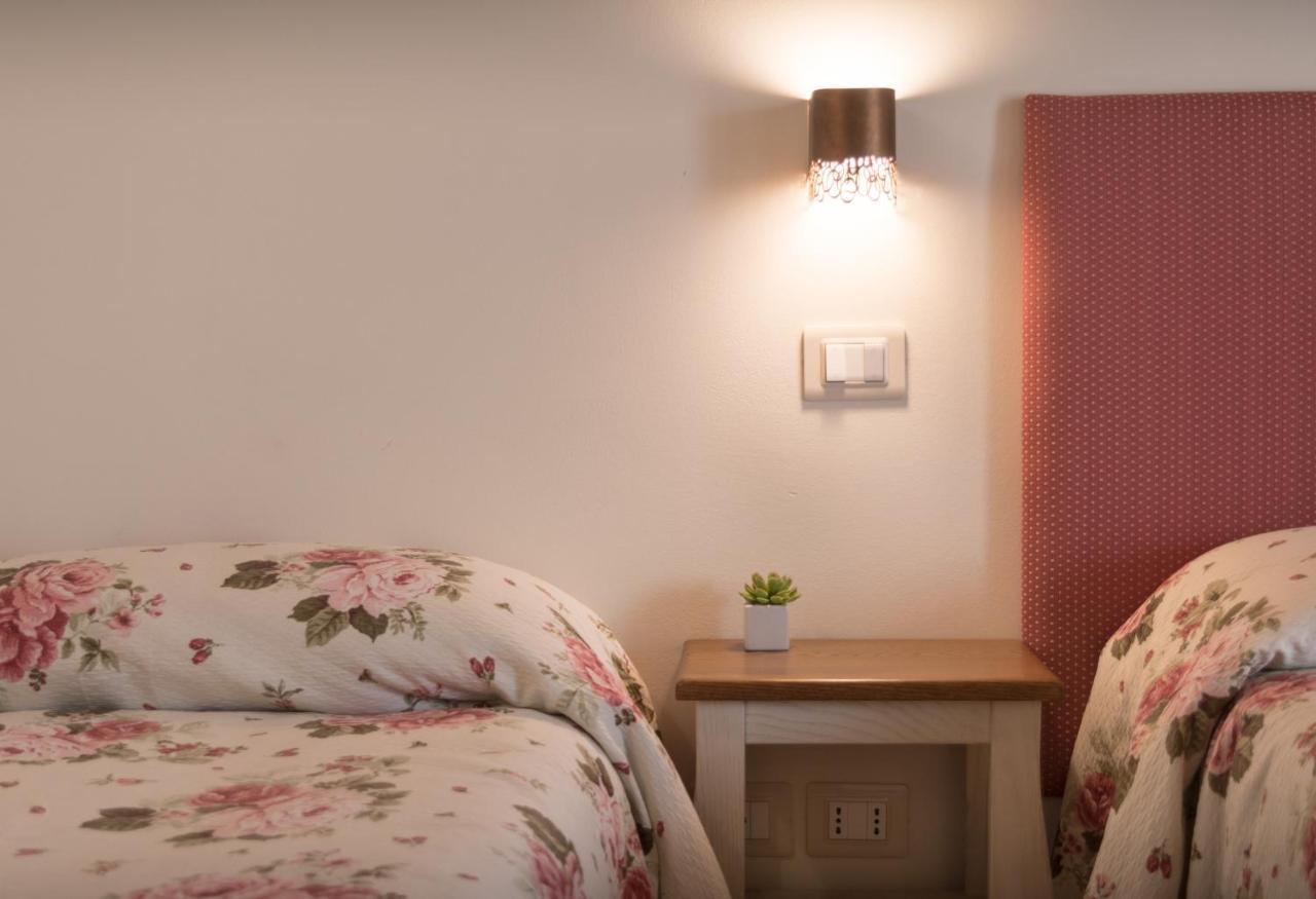 Bed and Breakfast Rosa Di Assisi Бастія-Умбра Екстер'єр фото