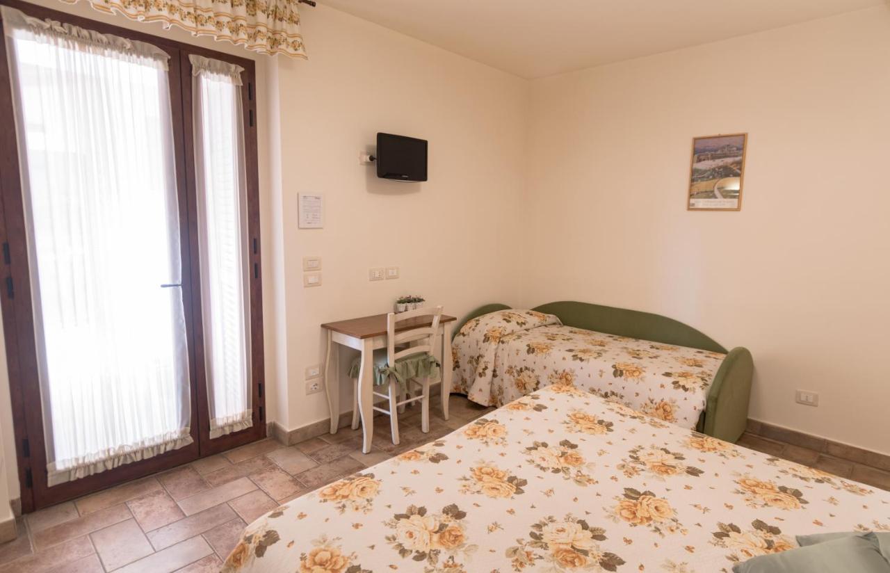 Bed and Breakfast Rosa Di Assisi Бастія-Умбра Екстер'єр фото