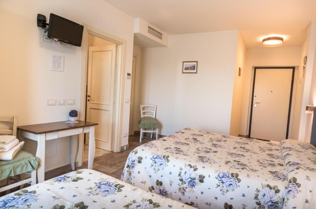 Bed and Breakfast Rosa Di Assisi Бастія-Умбра Екстер'єр фото