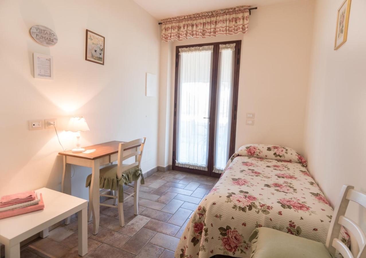 Bed and Breakfast Rosa Di Assisi Бастія-Умбра Екстер'єр фото